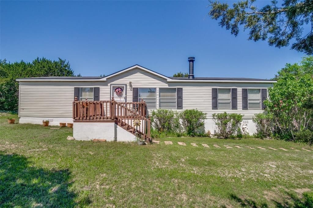 131 Brazos Valley Ln