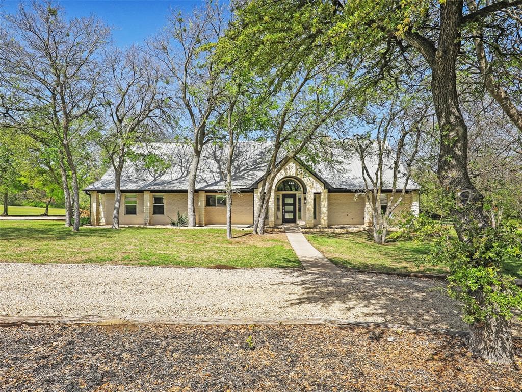 121 Hidden Hills Ln