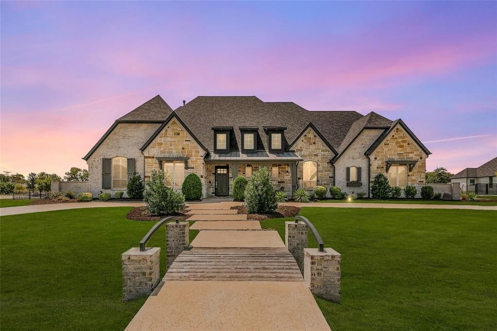 1361 Bellagio Ct