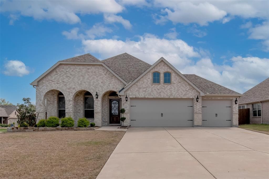 109 Thompson Dr