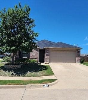 1227 Foxglove Ln