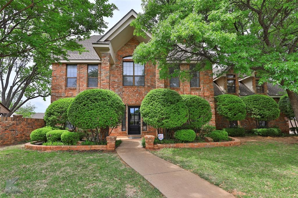 48 Riviera Cir