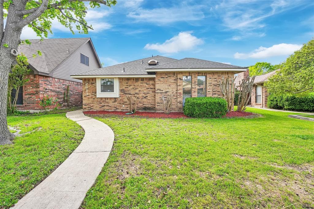 2613 Silverthorne Dr