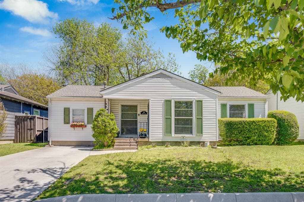 925 Tamara Ln
