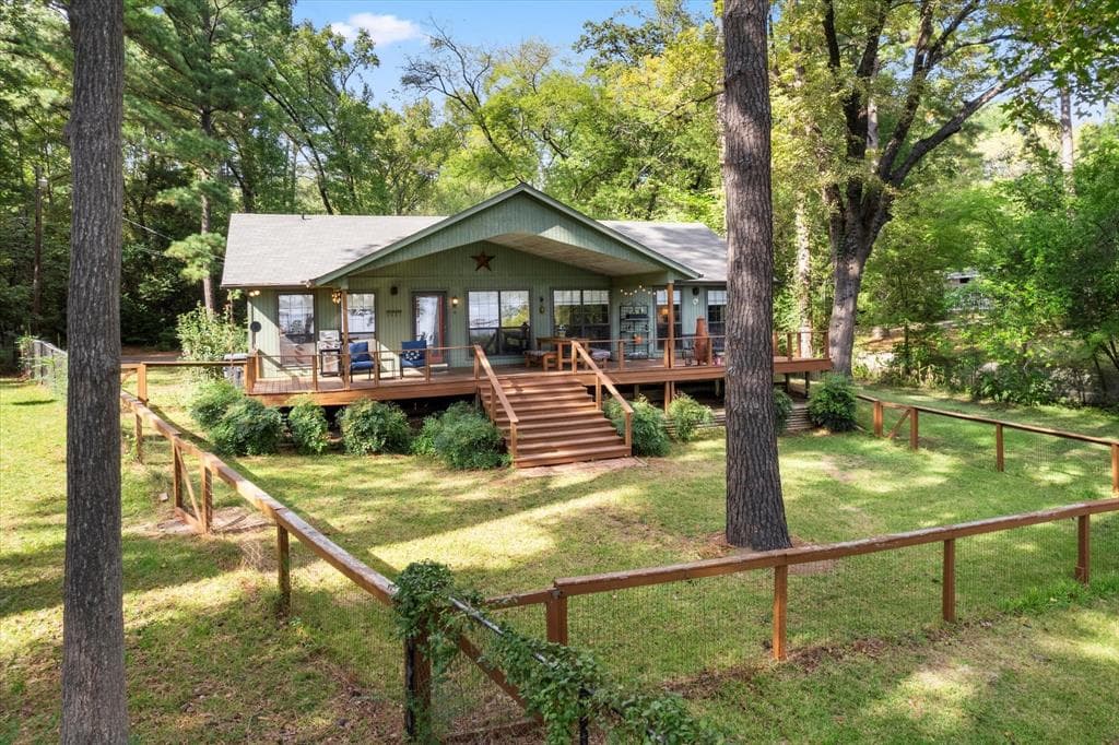 815 County Road 2223