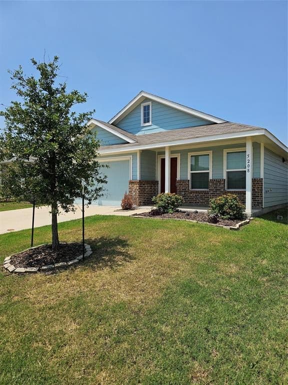 5208 Longshadow Dr
