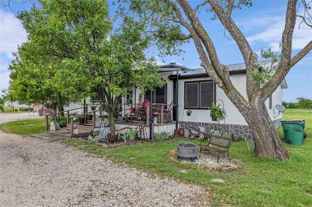 321 Altus Rd