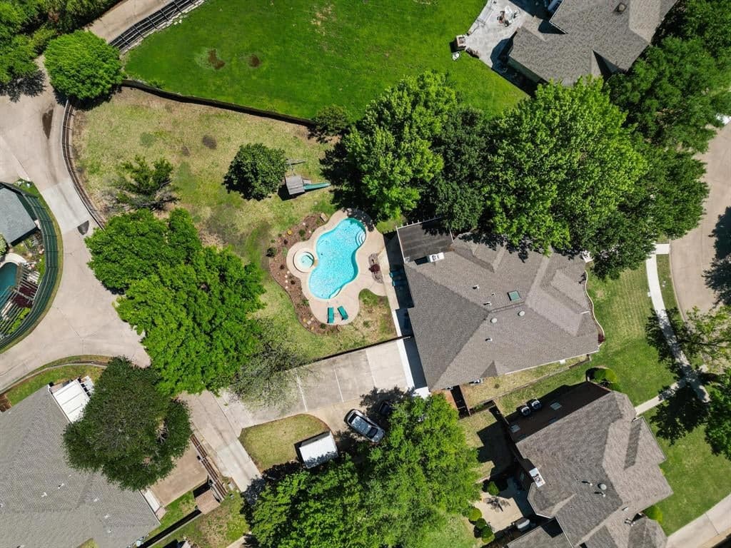 3504 Norwood Cir