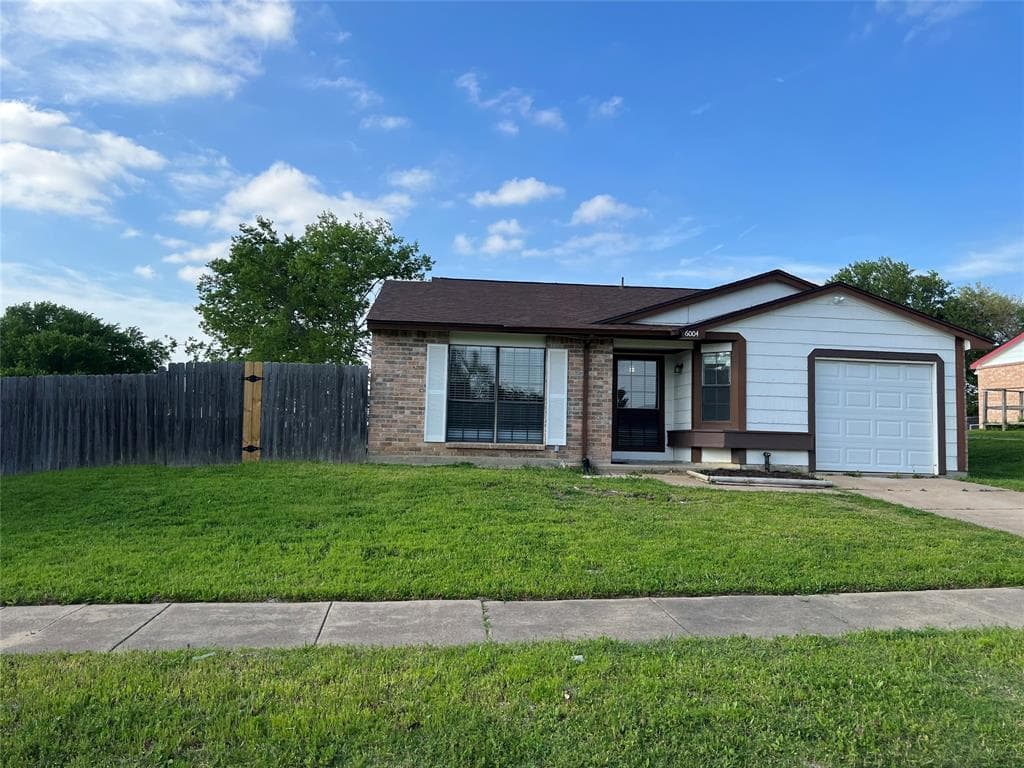 6004 Bogard Dr