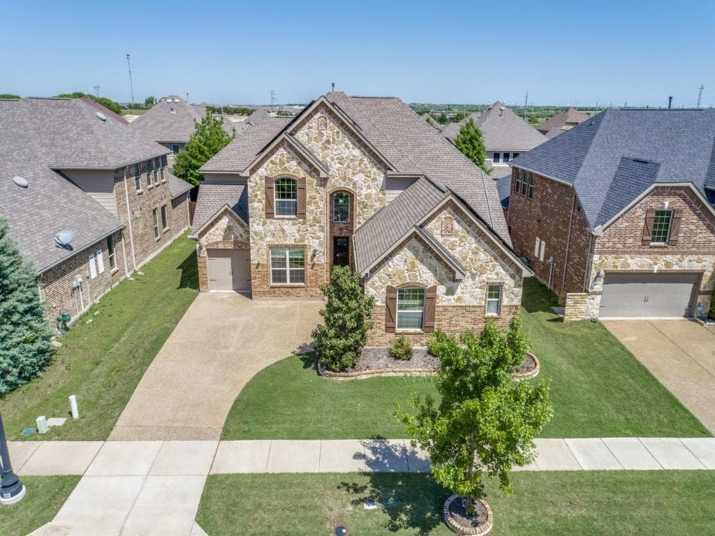 9788 Arctic Dr