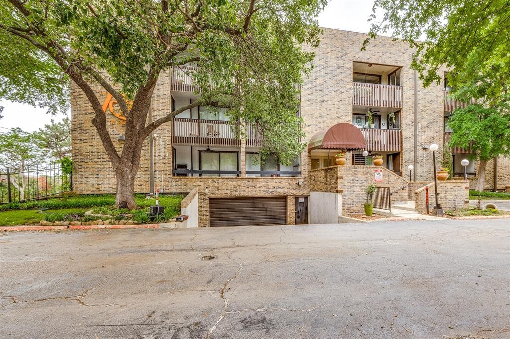 6122 Ridgecrest Rd Apt 1001