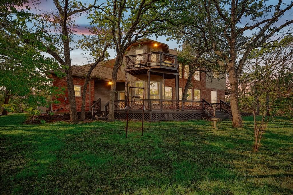 800 Skyline Dr