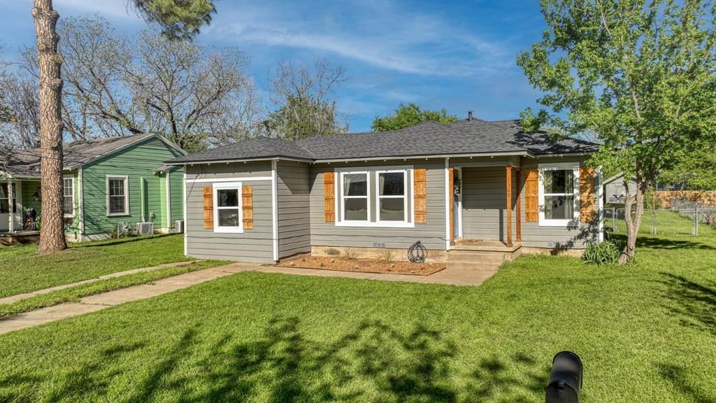 1308 Oliver St