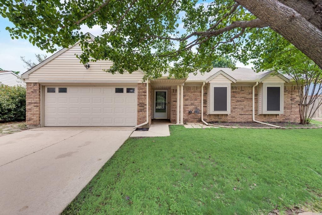 3515 Glenview Dr