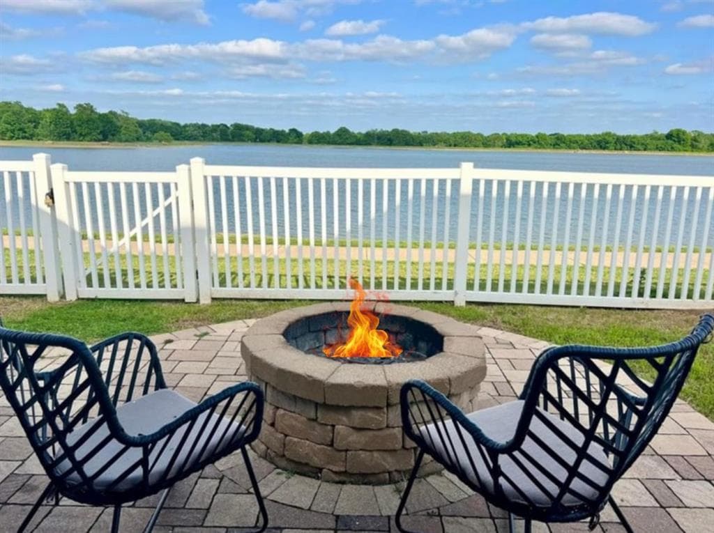 10395 Cedar Lake Dr