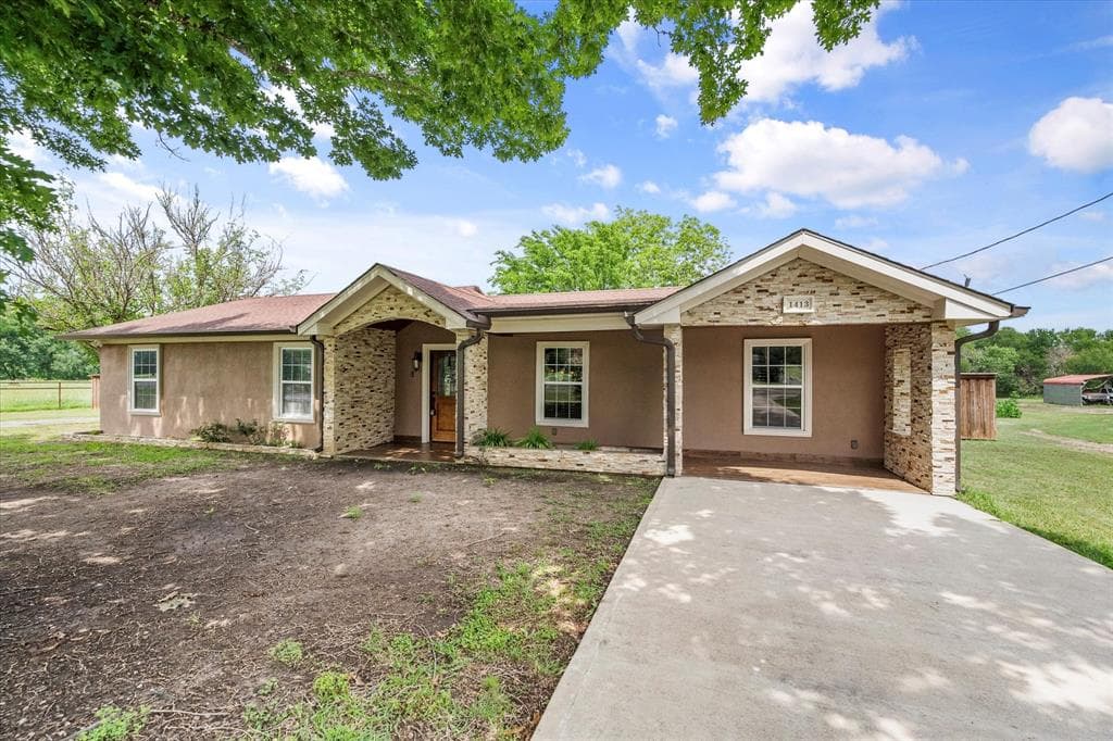 1413 Hidden Hills Dr