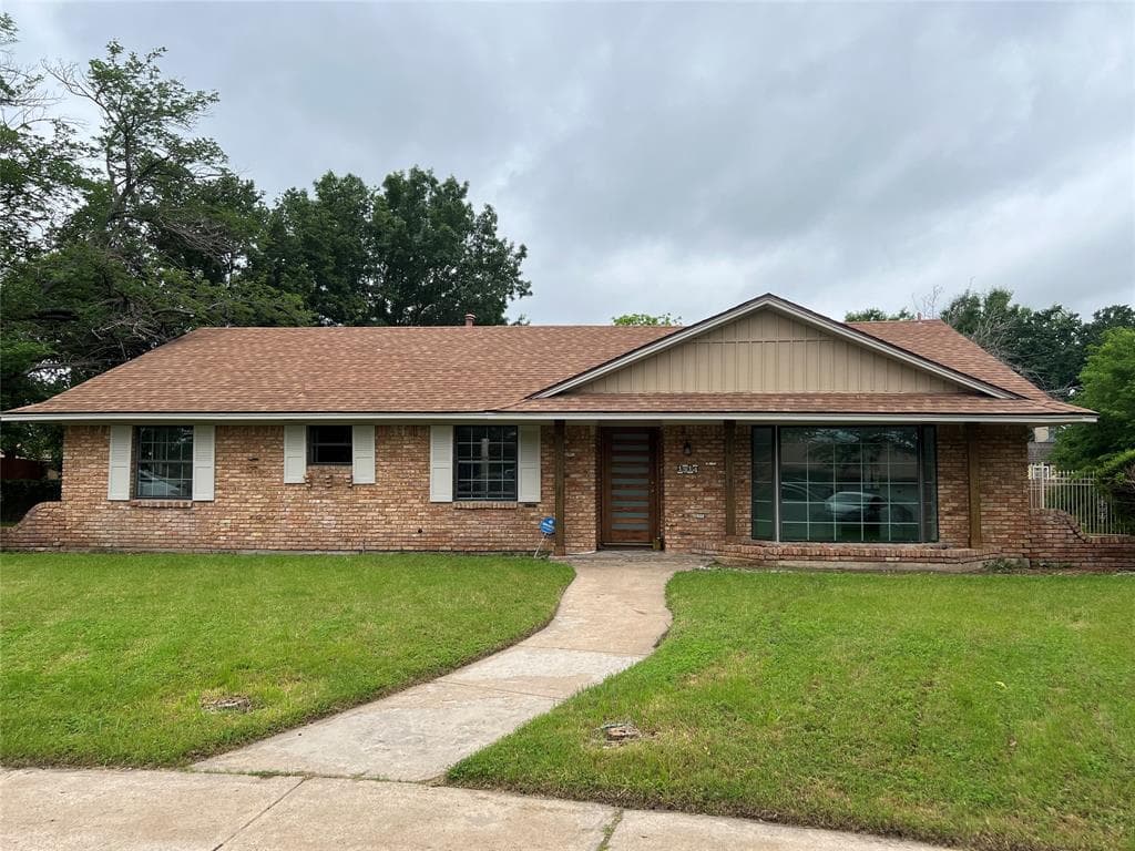 1314 Holly Glen Dr