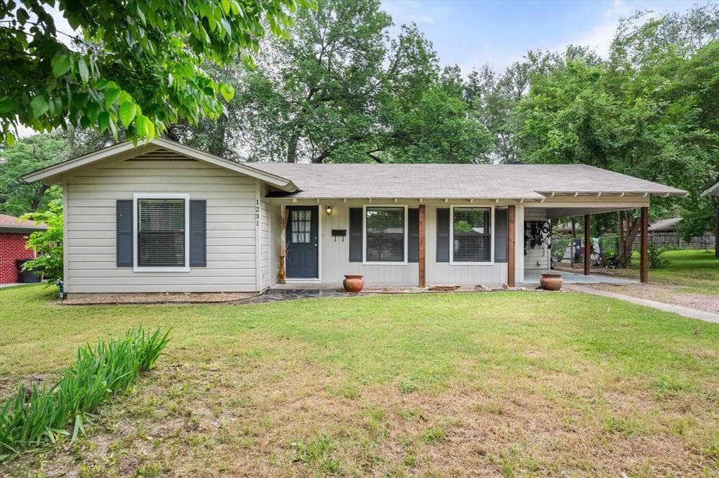 1231 Bowie Dr