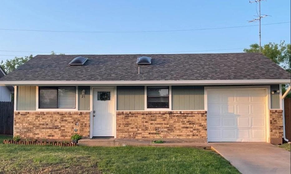 21 Reagan Cir
