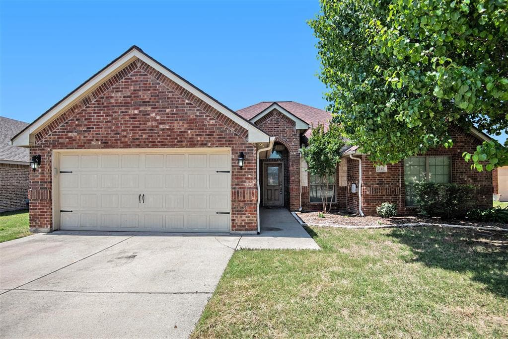 345 Lockwood Ln