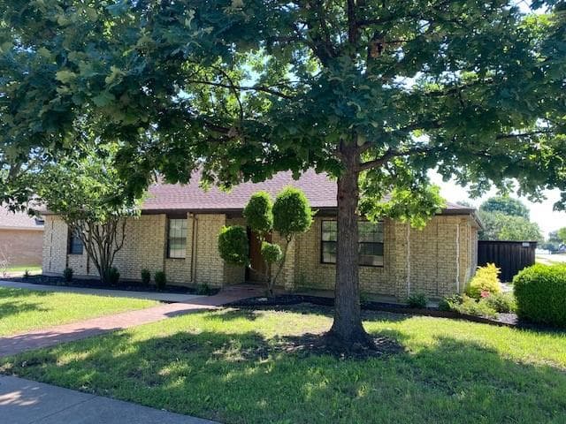 1648 Greenway Ct
