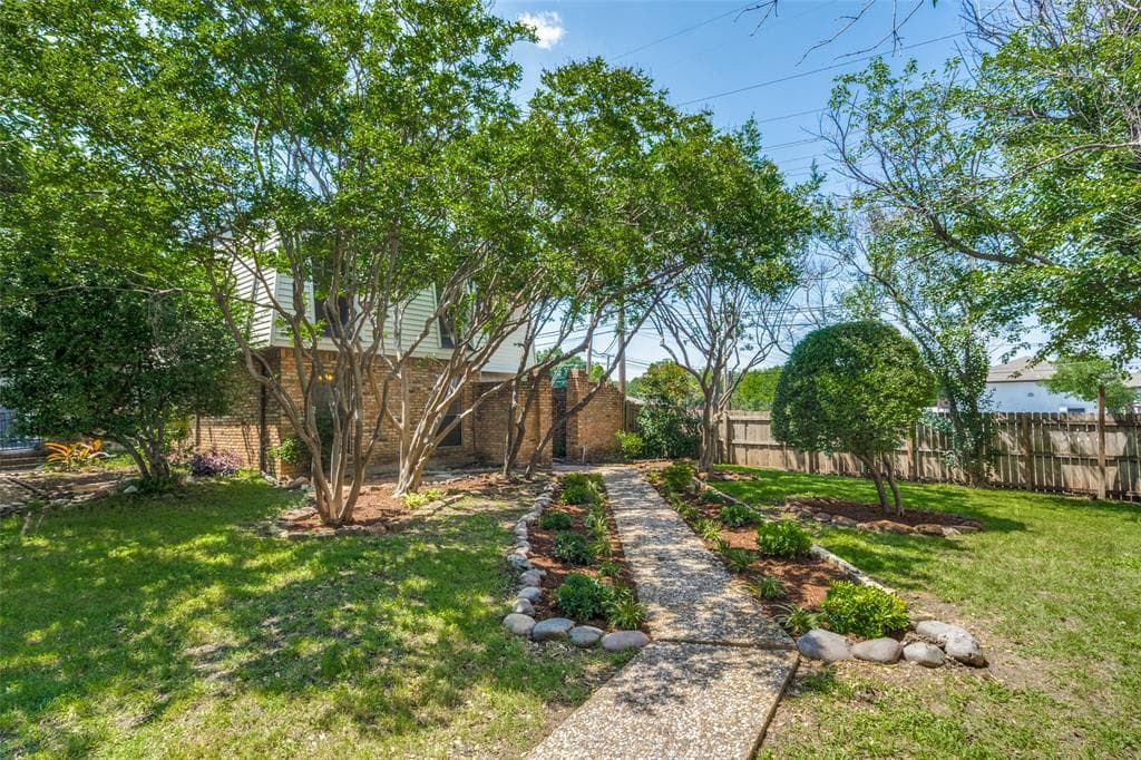 14339 Haymeadow Cir