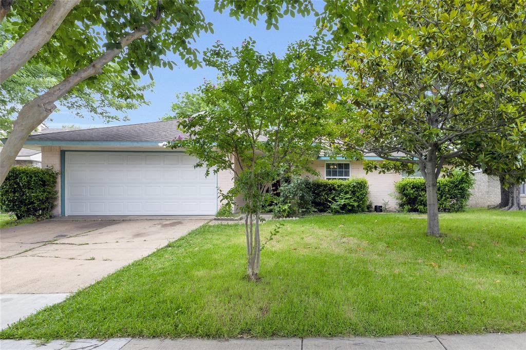 449 Meadowhill Dr