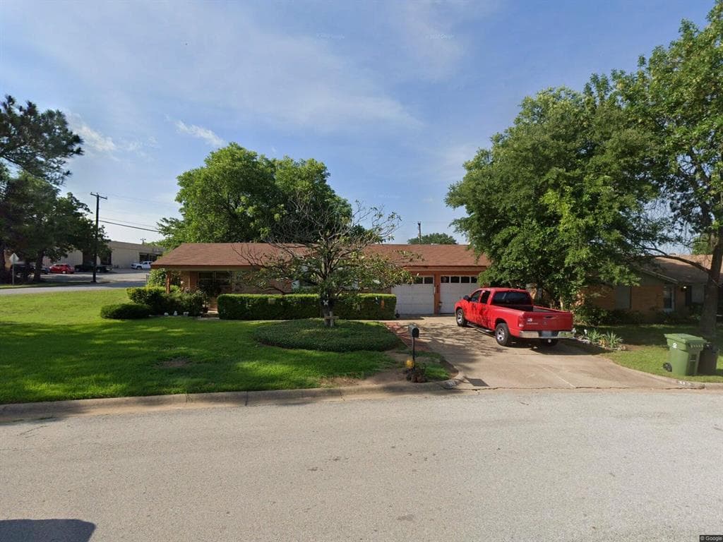 313 Sheri Ln