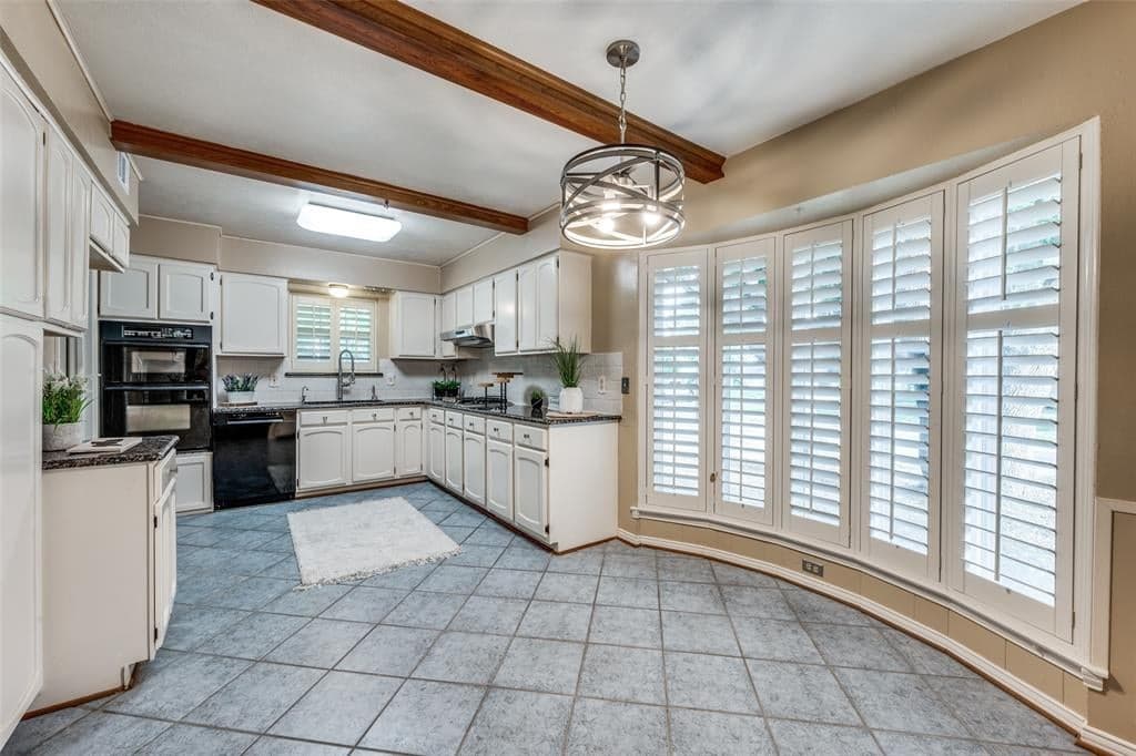 7878 La Sobrina Dr
