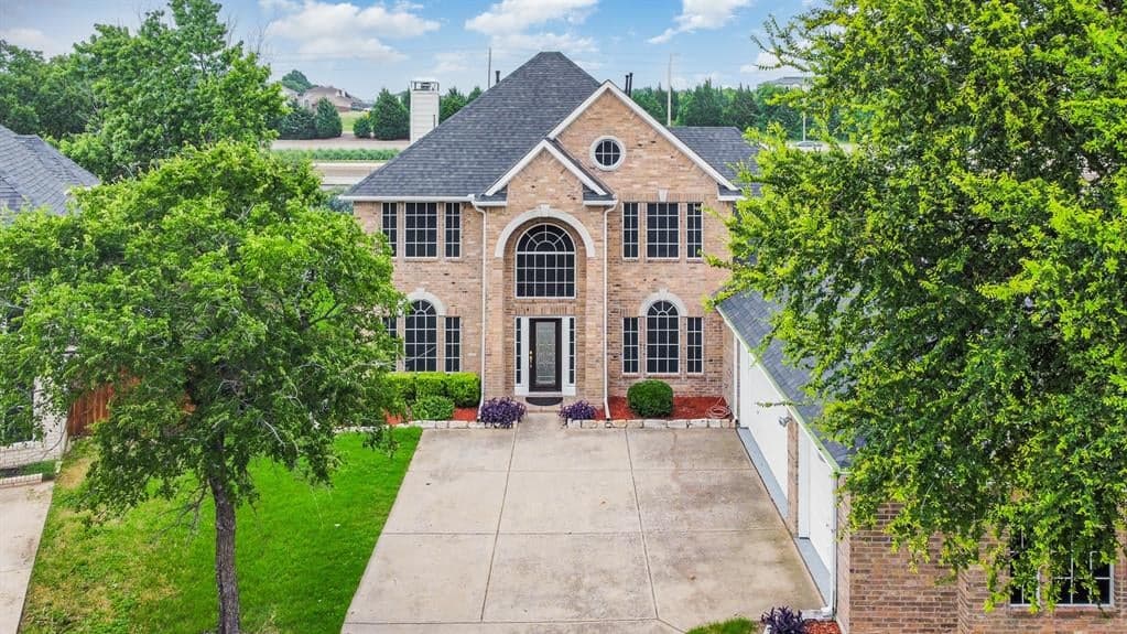 2018 Glenridge Dr