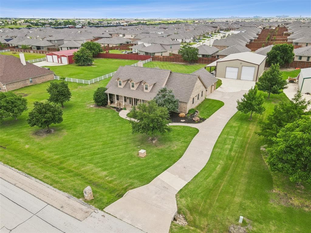 309 Lonesome Prairie Trl