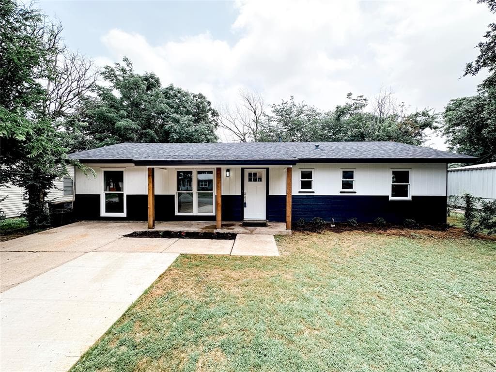 422 Milam Dr
