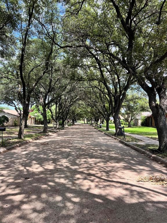 1209 Middle Cove Dr
