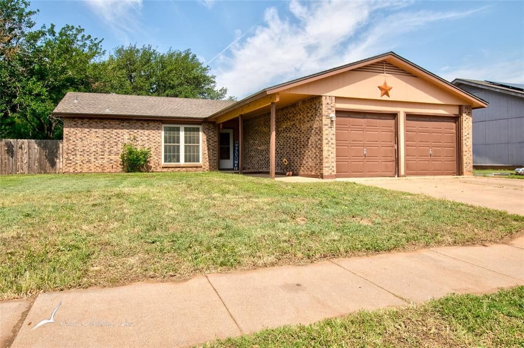 1726 Corsicana Ave