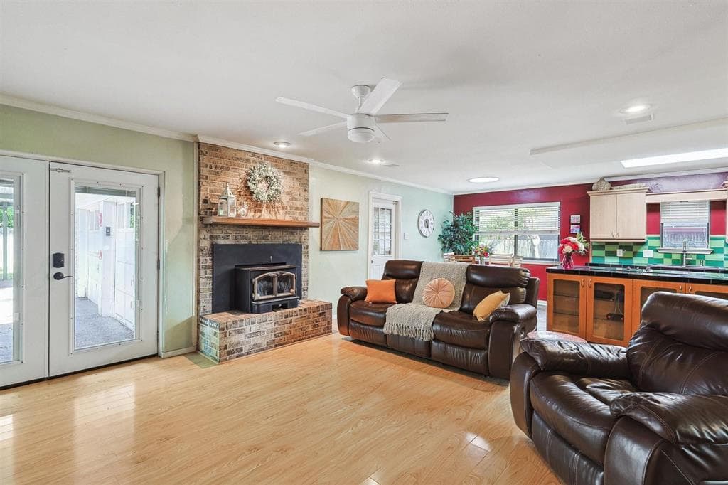 3817 Van Deman Dr