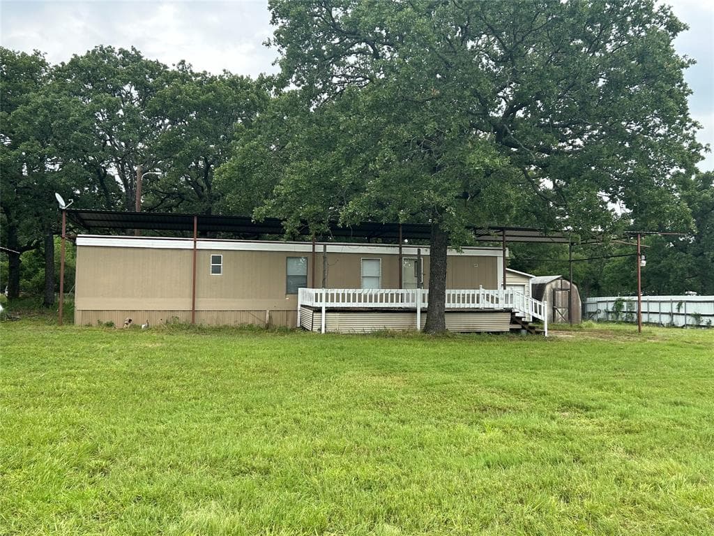 110 Carey Ln