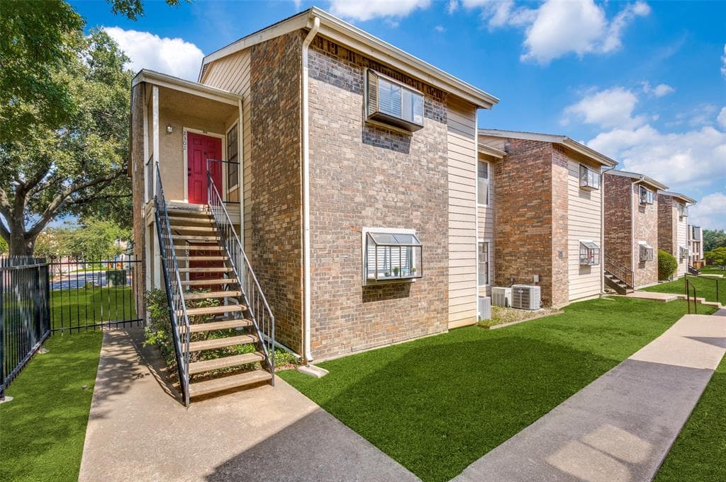 4748 Old Bent Tree Ln Apt 2302