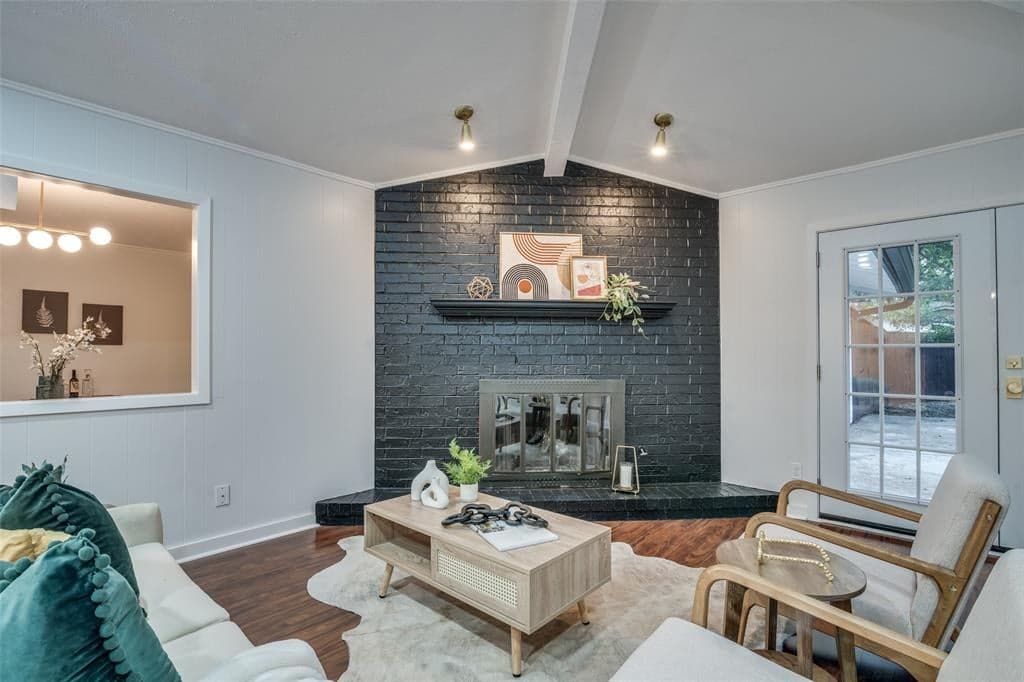 Gallery image 2