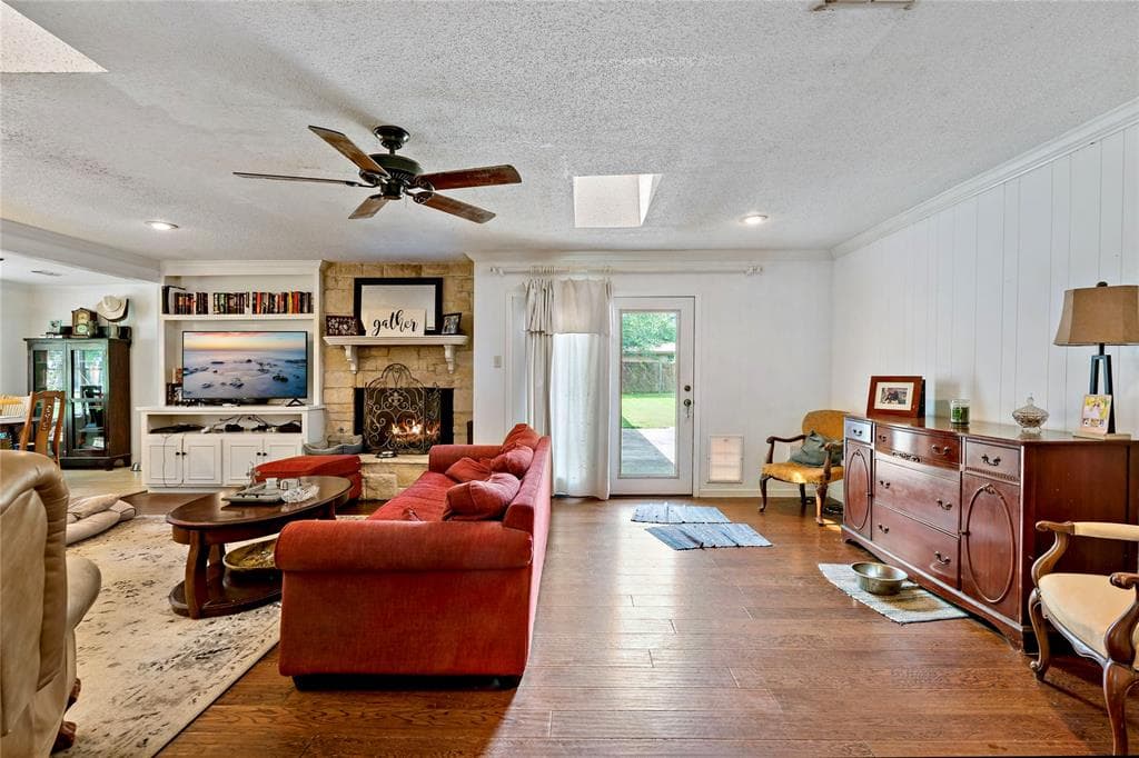 Gallery image 4