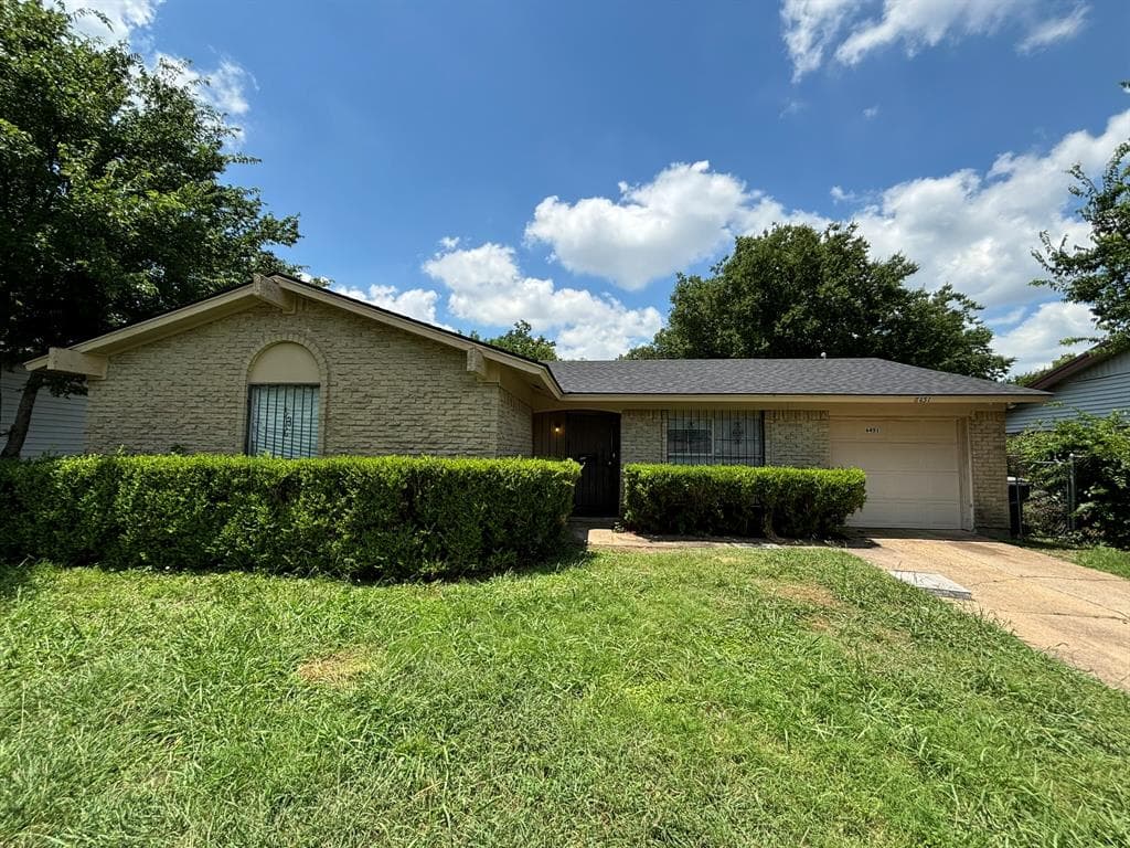 6451 Cinnamon Oaks Dr