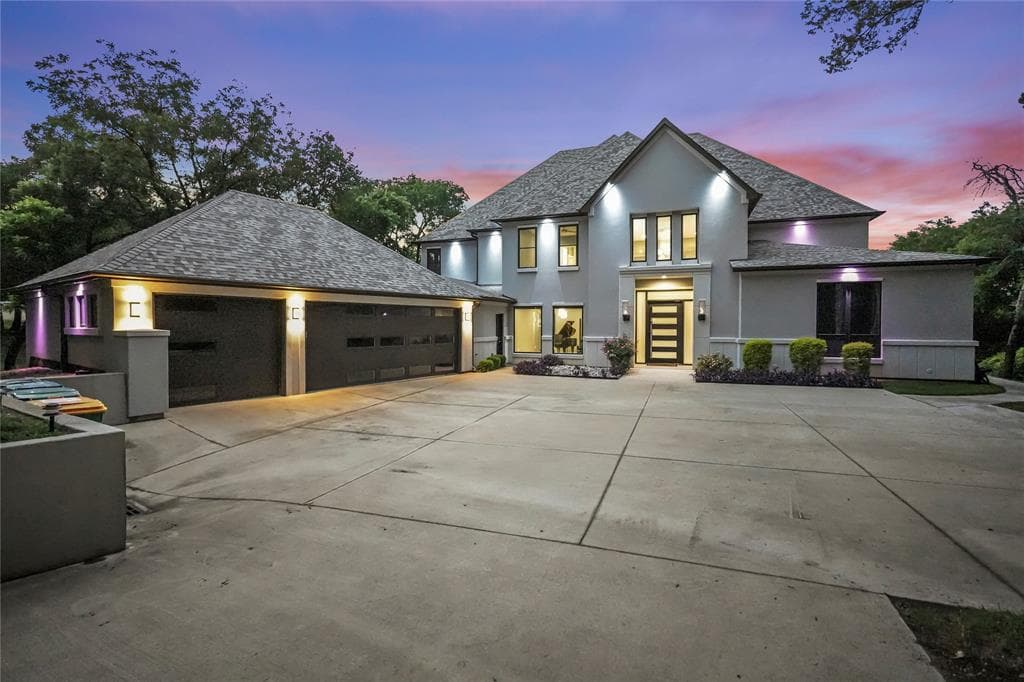 756 Bluff Ridge Dr