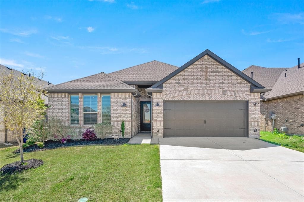 617 Torey Pines Dr