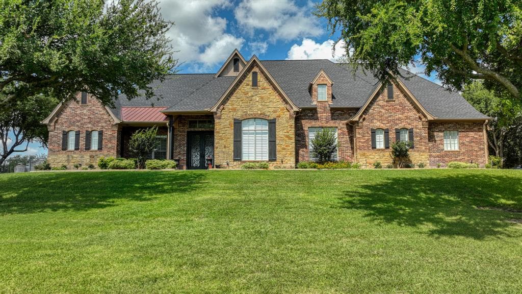 360 Creek Bend Dr