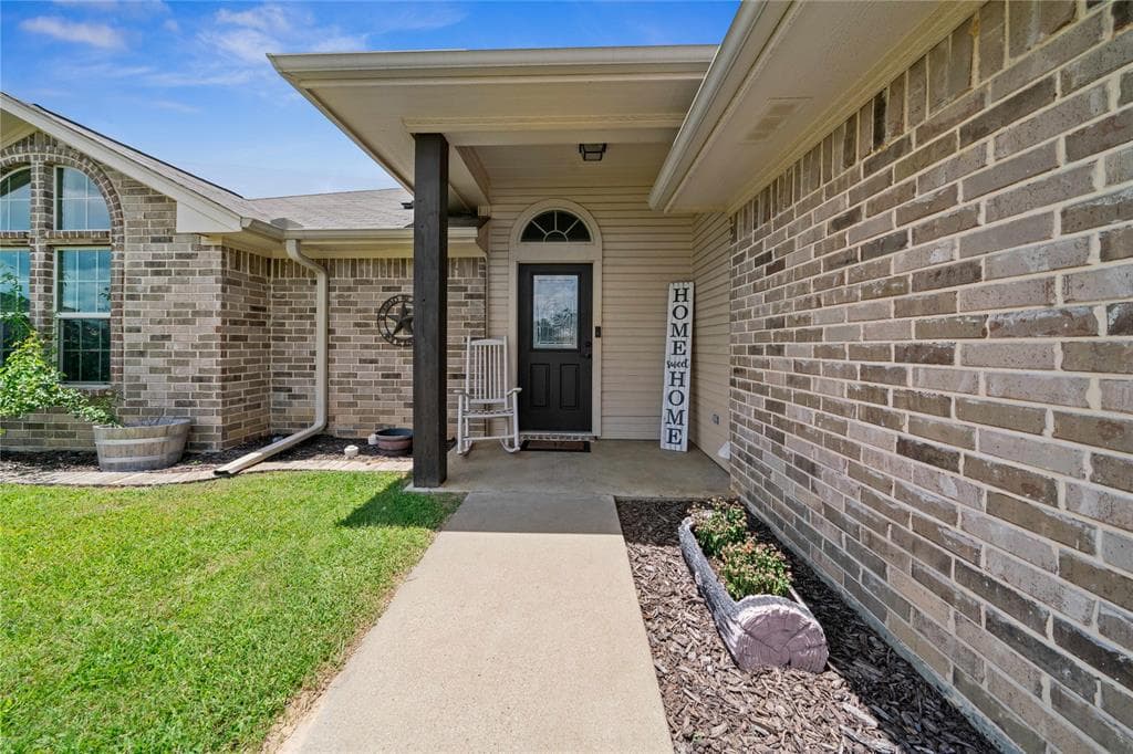 Main property image