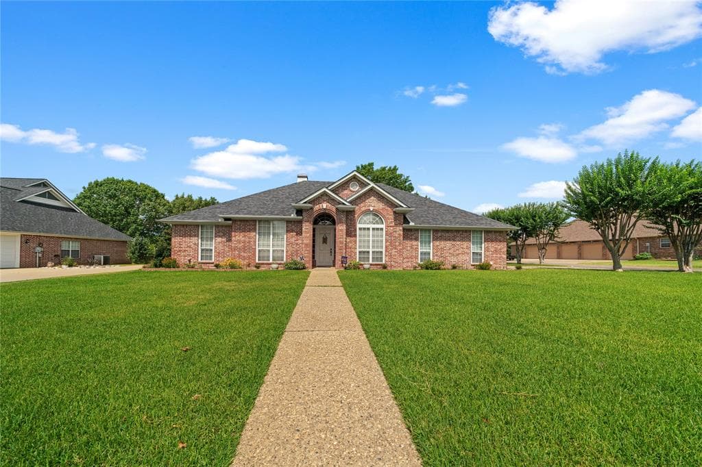 120 Saint Andrews Cir