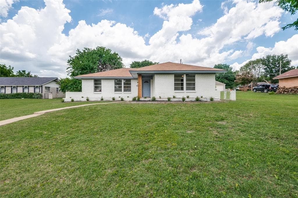 3552 Rio Grande Cir