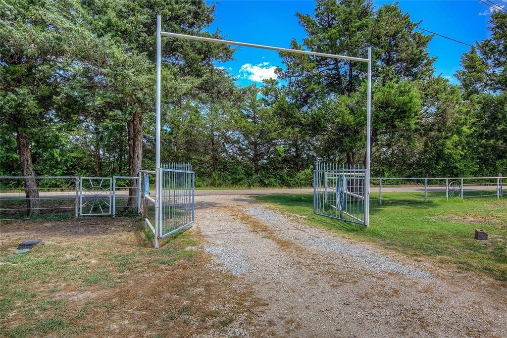 2682 County Road 3210