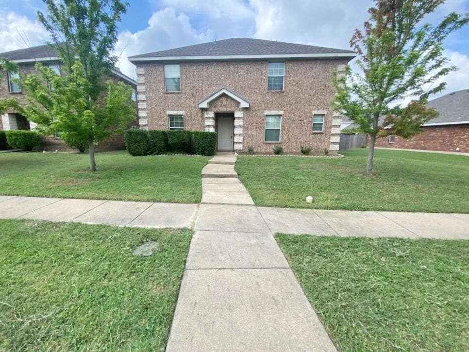 711 Locustberry Dr