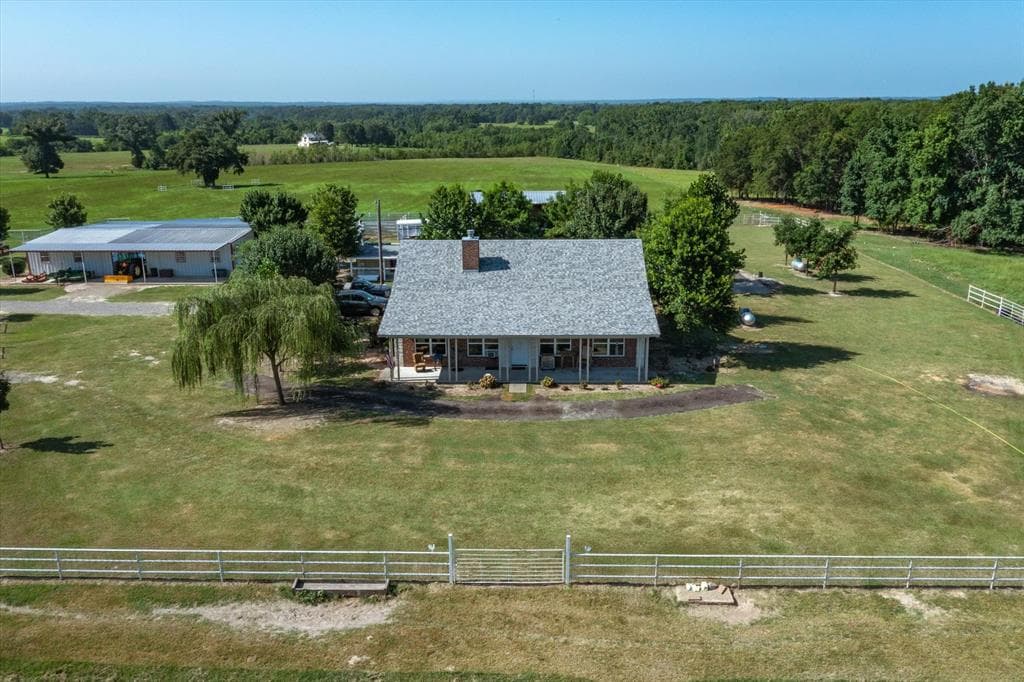 922 County Road 3256