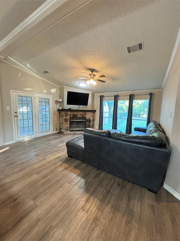 Gallery image 4